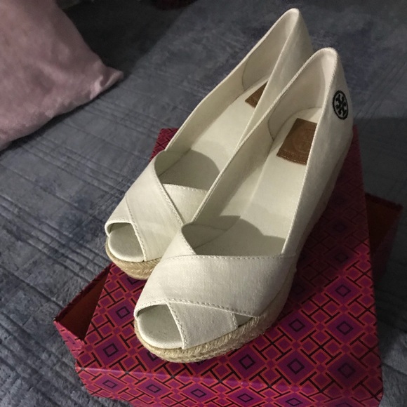 Tory Burch wedged - Picture 2 of 5